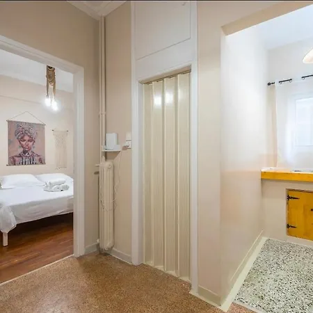 Koykaki Modern Retreat 250M From Acropolis-3